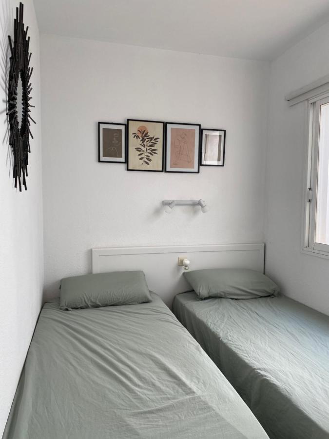 Apartament Coves Noves Of 75 M2 10 Minutes Walk From The Of Arenal D'en Castell Es Mercadal